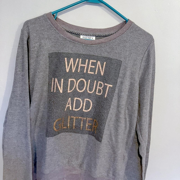 ✨💖 Y2K VIBE "WHEN IN DOUBT ADD GLITTER" GRAY SWEATSHIRT (SMALL) ✨💖 - Picture 2 of 3